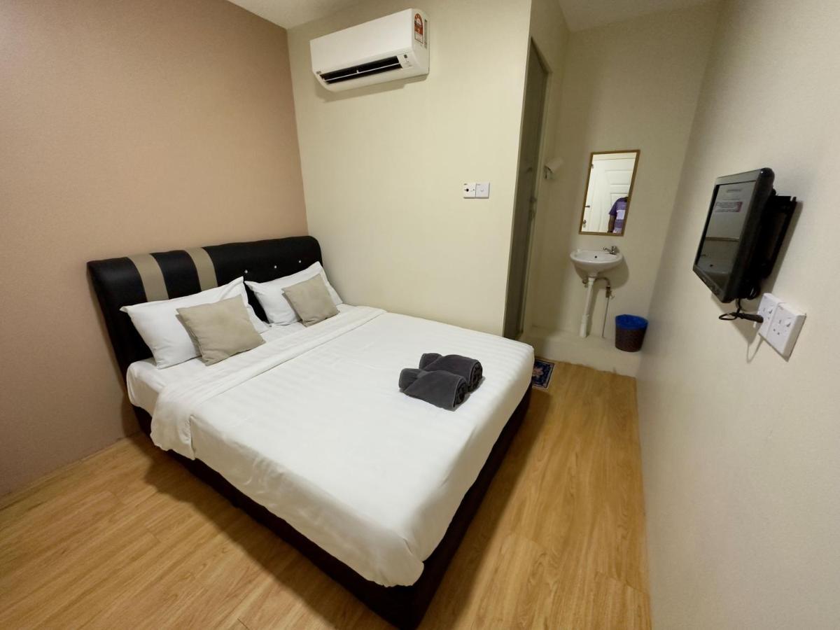 Familia Motel Kangar Exterior photo
